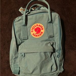 Fjallraven Kanken mini Backpack frost green